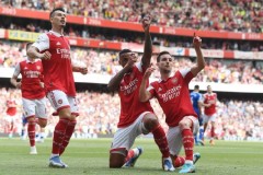 英超联赛杯16强战：利物浦遇挫，曼城点球逆风翻盘